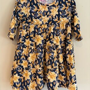 Ruffle Butts Daffodil Dress 4T 3/4 sleeve dress